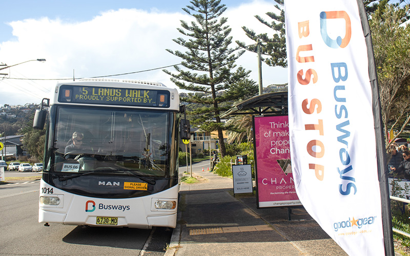 bus pulling up to the kerb for 5 lands walk event