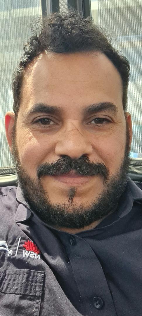 Mustache growing competition 