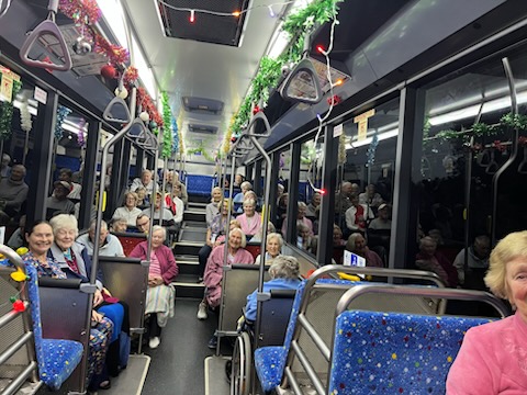 Nursing home resident lights tour Laurieton 